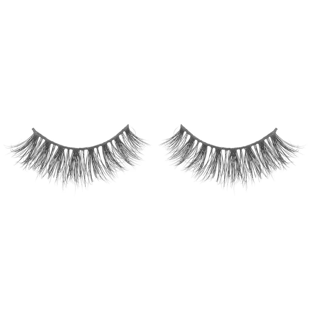Lashes - Emma Lurella