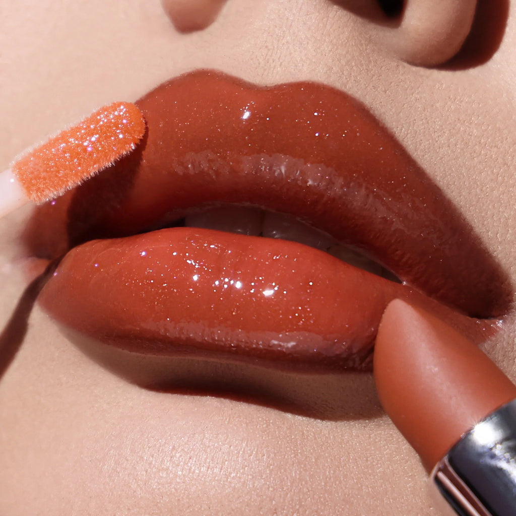 SCOOBY-DOO™ X GLAMLITE VELMA LIP KIT Glamlite